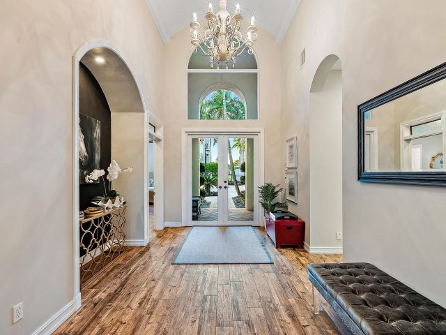 Продажа дома по адресу 7190 Tradition Cove Lane E - фото 5776611