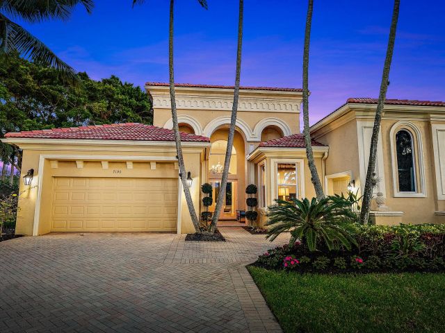 Продажа дома по адресу 7190 Tradition Cove Lane E - фото 5776618