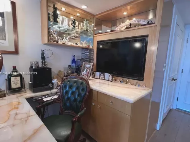 Продажа квартиры #1201 - фото 5642577