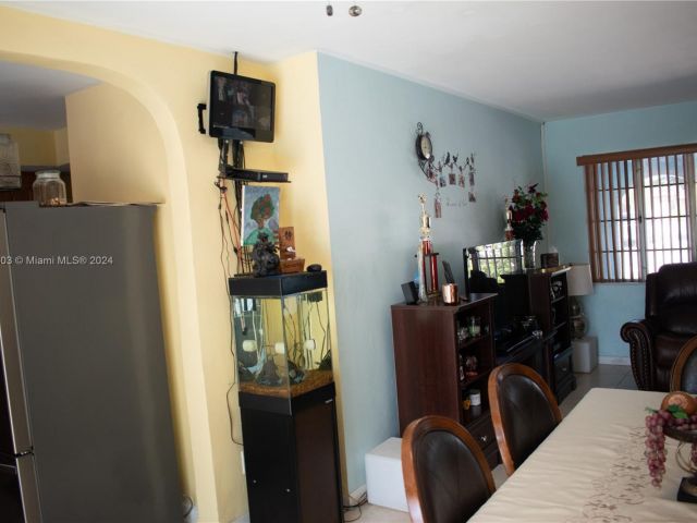 Продажа дома по адресу 2206 Washington St - фото 5753850