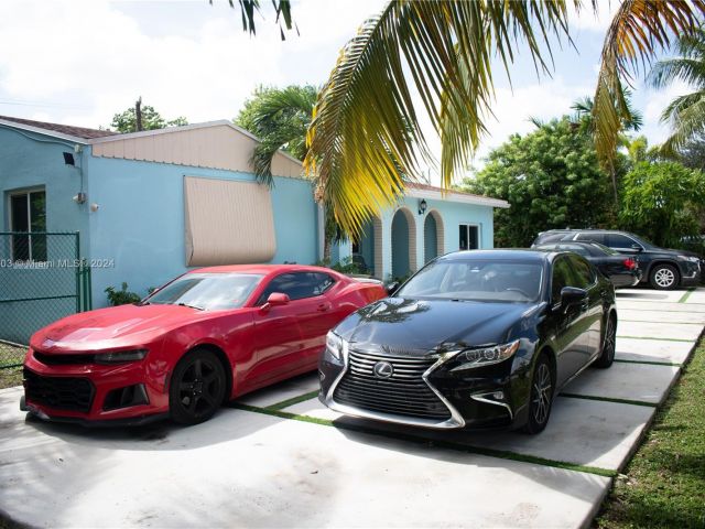 Продажа дома по адресу 2206 Washington St - фото 5753860