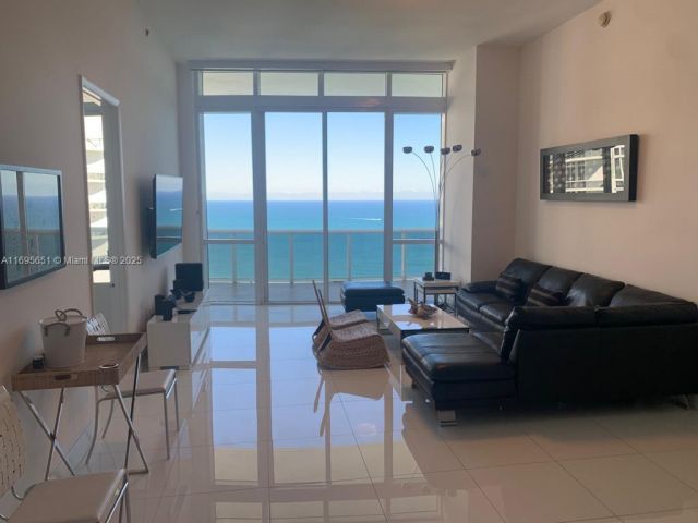 Продажа квартиры #4203 - фото 5977215