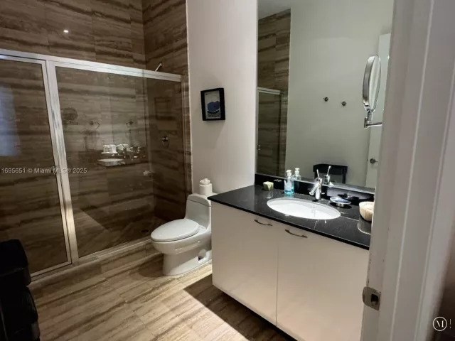 Продажа квартиры #4203 - фото 5977206