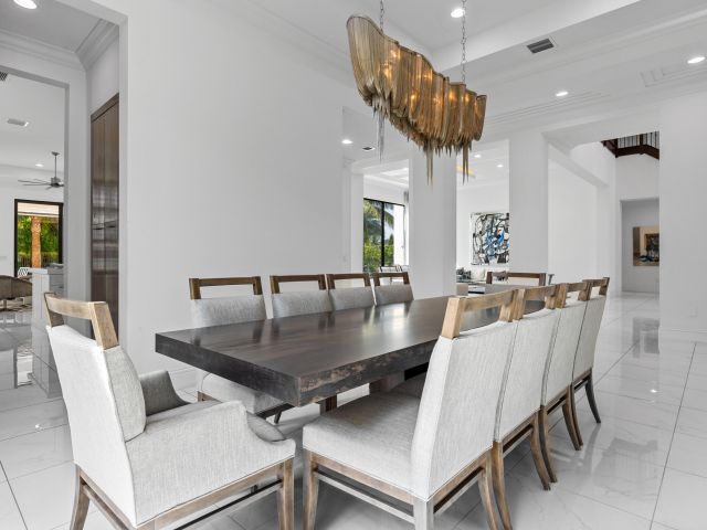 Продажа дома по адресу 9544 Balenciaga Court - фото 5950038