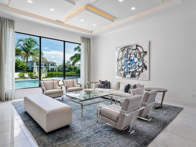 Продажа дома по адресу 9544 Balenciaga Court - фото 5950040