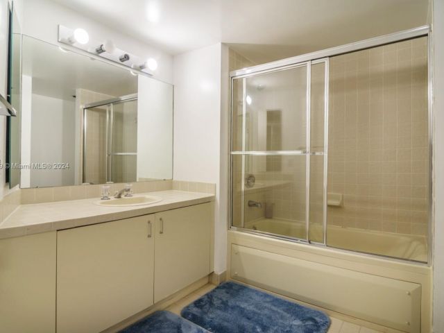 Продажа квартиры #802 - фото 5639163