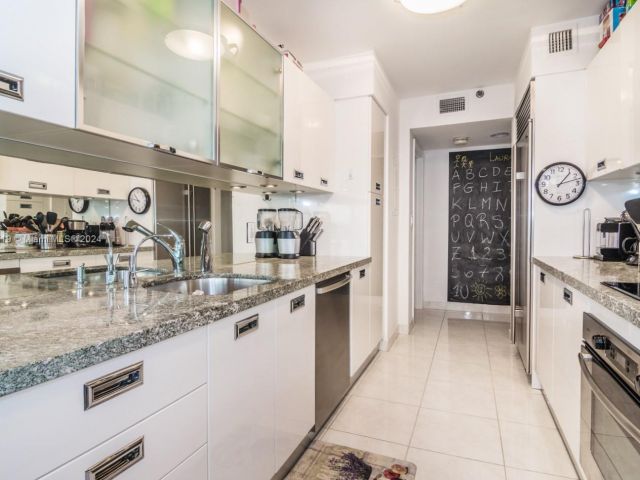 Продажа квартиры #802 - фото 5639170