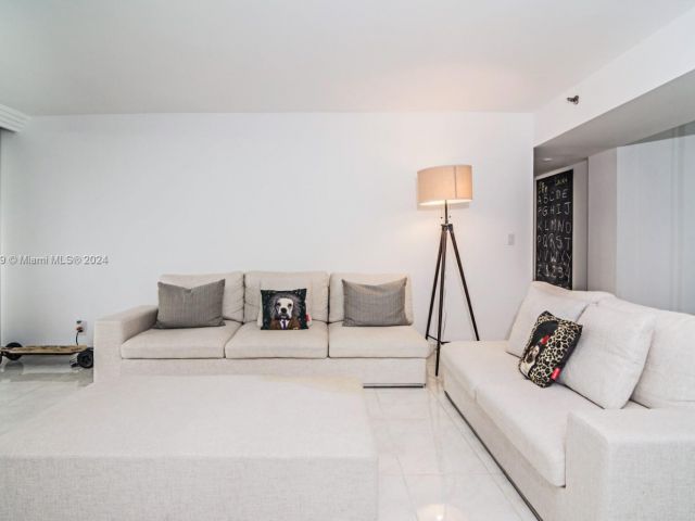 Продажа квартиры #802 - фото 5639176