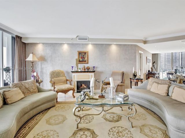 Продажа квартиры #1002 - фото 5643646