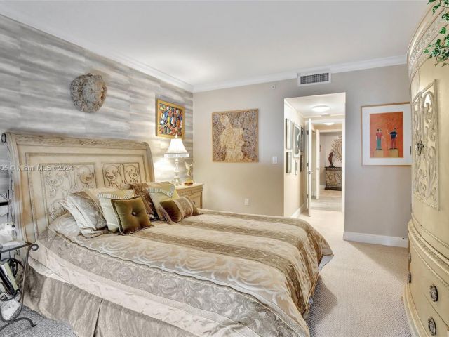 Продажа квартиры #1002 - фото 5643649