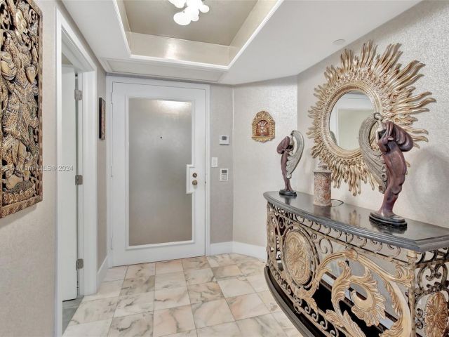 Продажа квартиры #1002 - фото 5643651