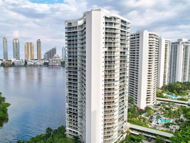 Продажа квартиры #1002 - фото 5643654