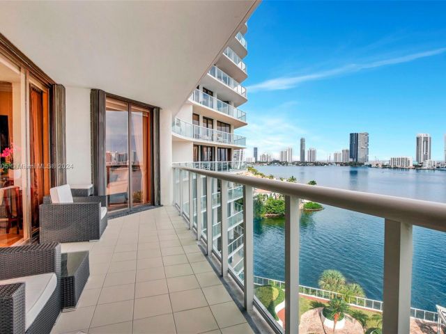 Продажа квартиры #1002 - фото 5643659