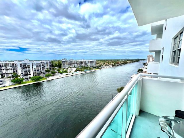 Продажа квартиры #1012 - фото 5631074