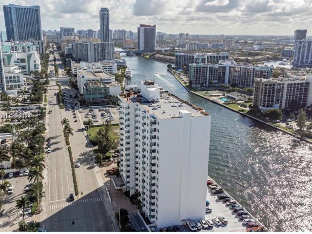 Продажа квартиры #1012 - фото 5631084