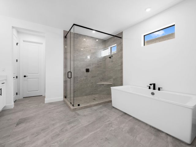 Продажа дома по адресу 2732 NW 87th Terrace - фото 6688337