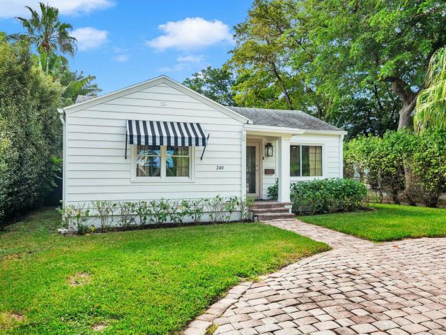 Дом в аренду по адресу 240 Almeria Road - фото 5766415