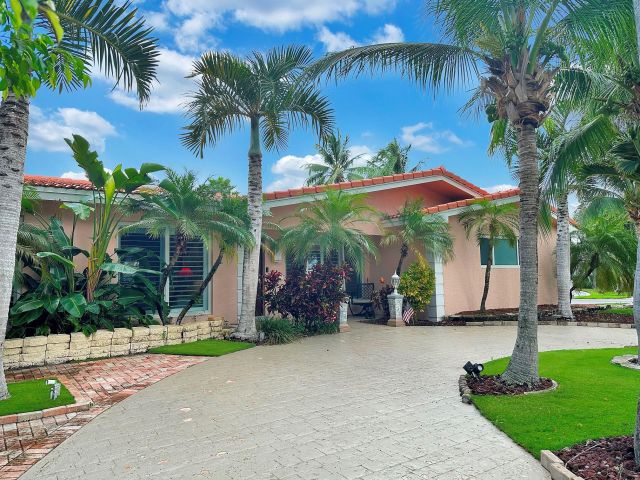 Продажа дома по адресу 6500 NE 20th Ter - фото 5892073