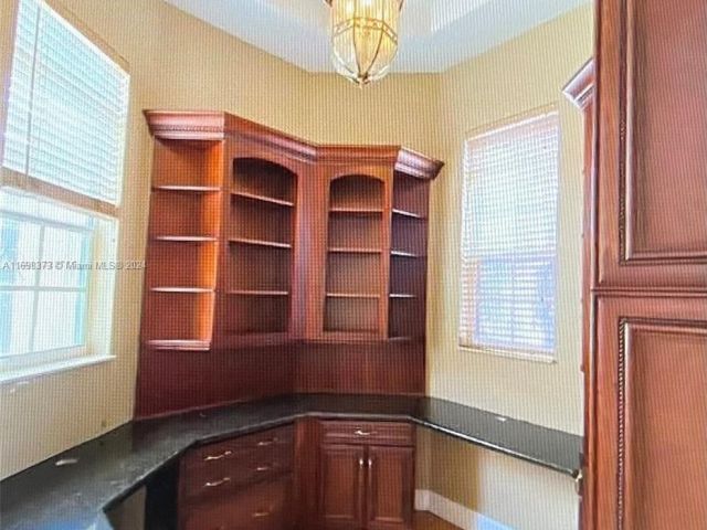 Продажа дома по адресу 11161 NW 71st St - фото 5859841