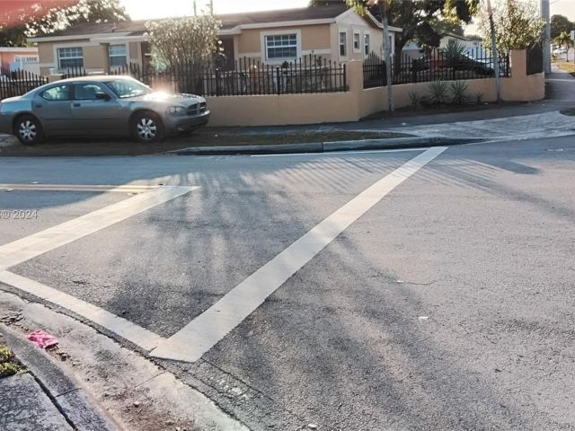 Продажа дома по адресу 20620 NW 34th Ave - фото 6126085