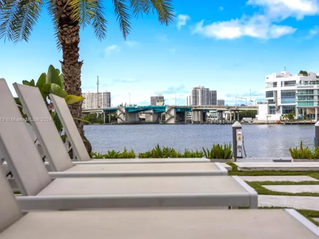 Дом в аренду по адресу 323 Atlantic Ave Na - фото 5572515