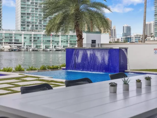 Дом в аренду по адресу 323 Atlantic Ave Na - фото 5572517