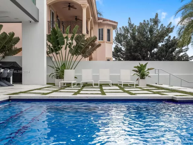 Дом в аренду по адресу 323 Atlantic Ave Na - фото 5572523