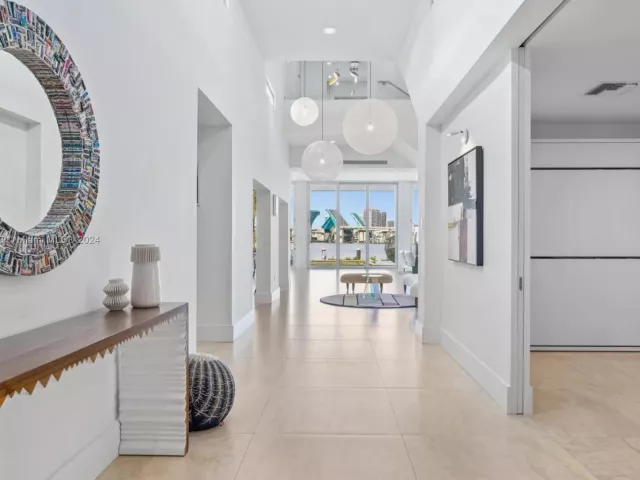 Дом в аренду по адресу 323 Atlantic Ave Na - фото 5572510