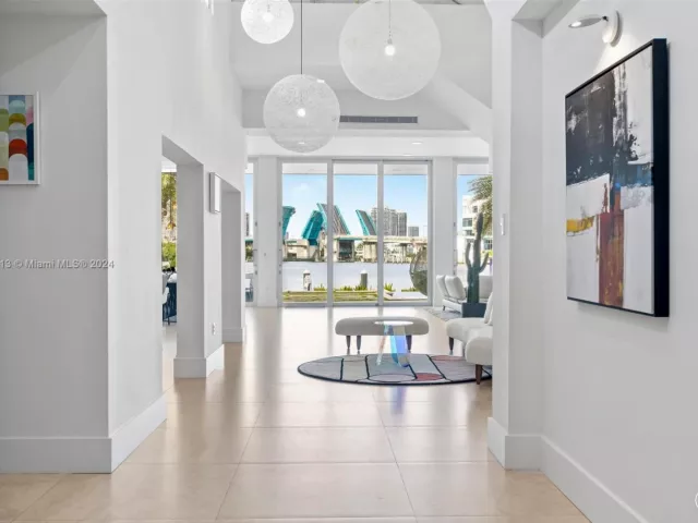 Дом в аренду по адресу 323 Atlantic Ave Na - фото 5572511