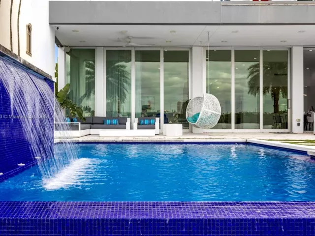 Дом в аренду по адресу 323 Atlantic Ave Na - фото 5572514