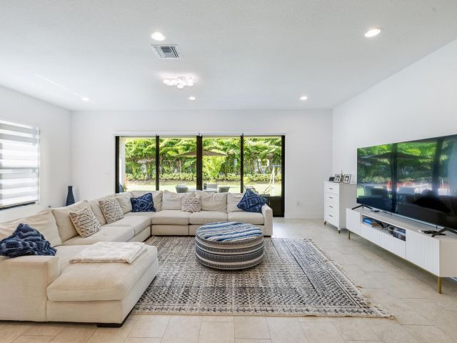 Продажа дома по адресу 8067 White Wave Terrace - фото 6100940