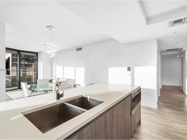 Продажа квартиры #4509 - фото 5621761