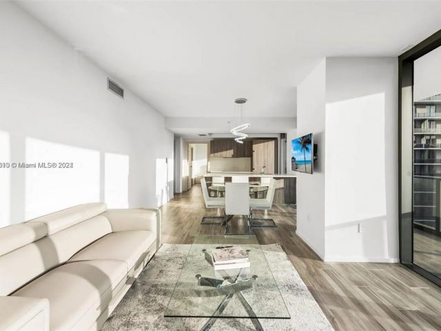 Продажа квартиры #4509 - фото 5621768