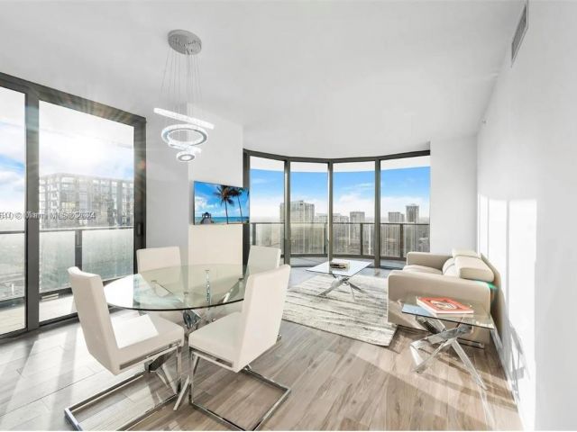 Продажа квартиры #4509 - фото 5621770