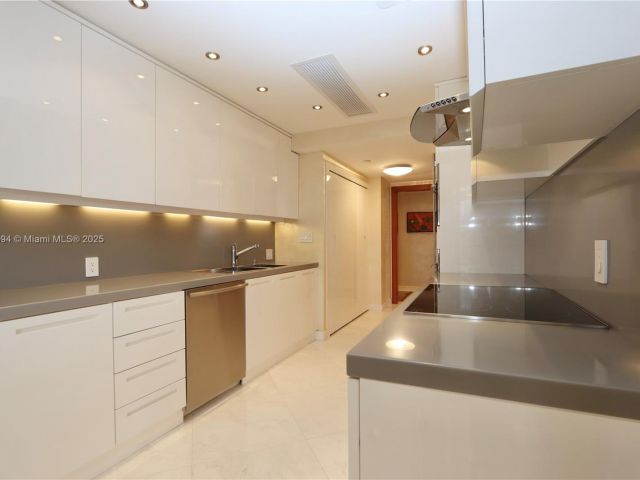 Продажа квартиры #2202 - фото 5643609