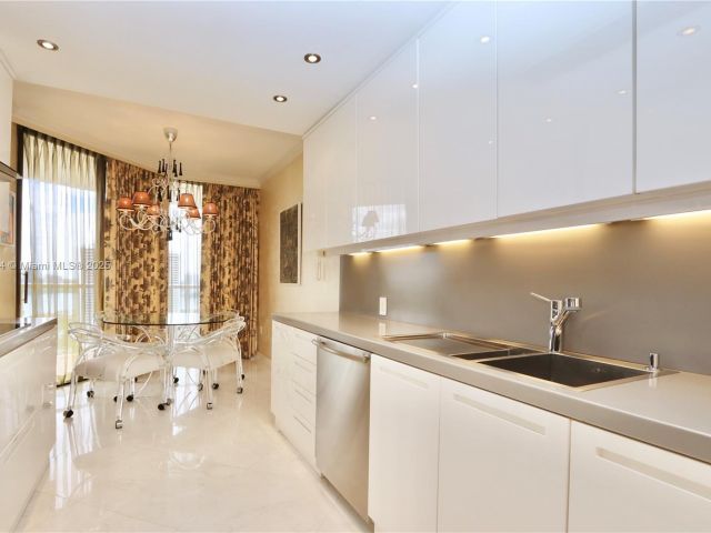 Продажа квартиры #2202 - фото 5643612