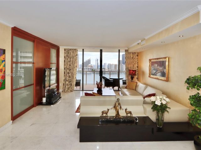 Продажа квартиры #2202 - фото 5643620