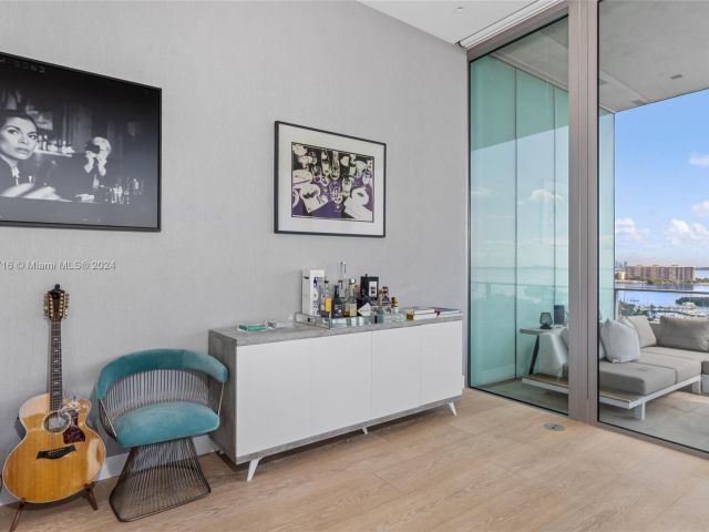 Продажа квартиры #1602S - фото 5800425