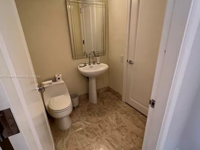 Продажа квартиры #3307 - фото 5613108