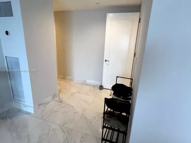 Продажа квартиры #3307 - фото 5613098