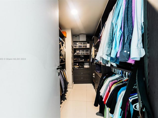 Продажа квартиры #2111 - фото 6083838