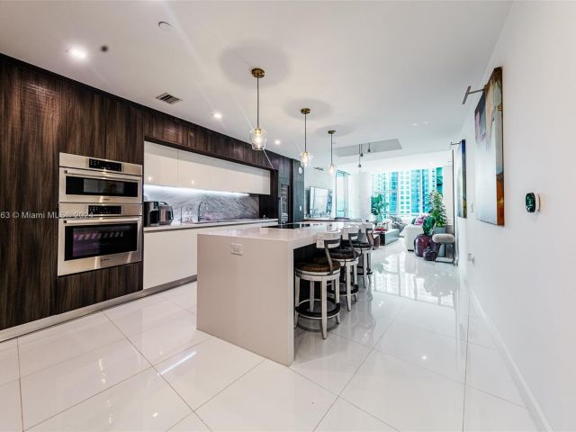 Продажа квартиры #2111 - фото 6083847