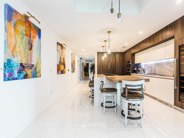 Продажа квартиры #2111 - фото 6083848