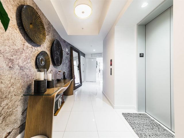 Продажа квартиры #2111 - фото 6083850