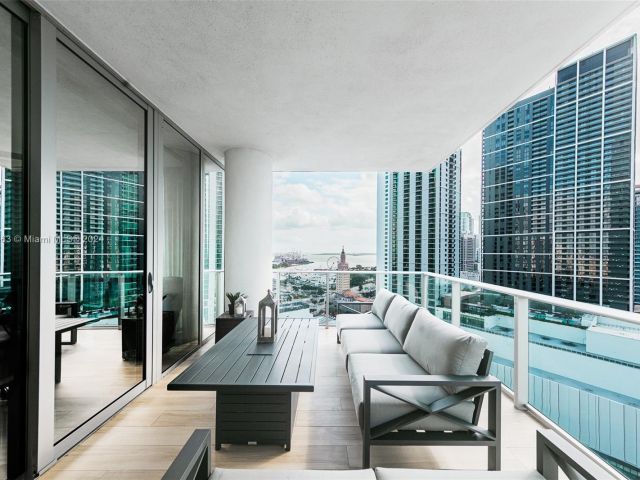 Продажа квартиры #2111 - фото 6083851