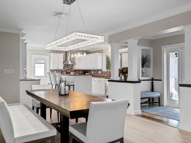 Продажа дома по адресу 1008 NE 26th Avenue - фото 5540306