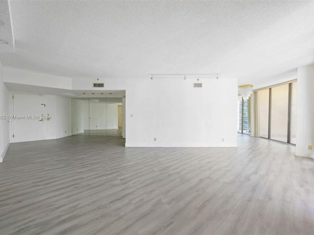 Продажа квартиры #15G - фото 5908923