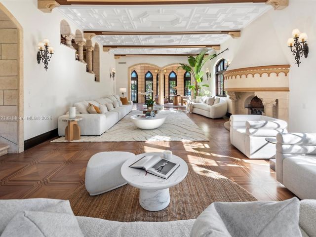 Продажа дома по адресу 49 Palm Ave - фото 5515909