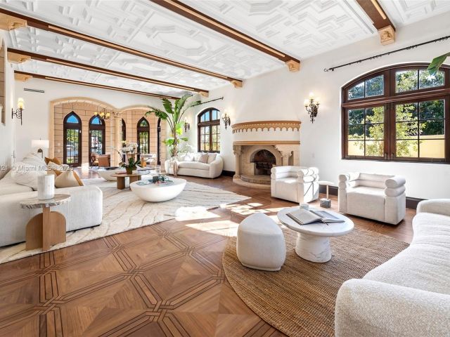 Продажа дома по адресу 49 Palm Ave - фото 5515910