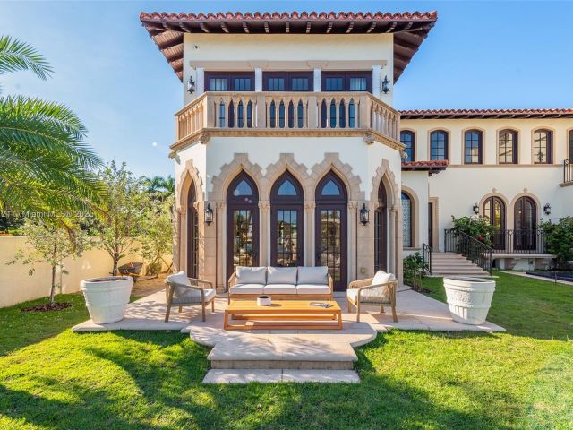 Продажа дома по адресу 49 Palm Ave - фото 5515911